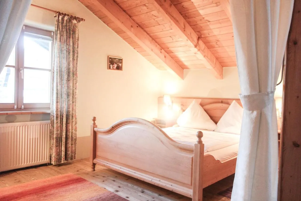 Apartment Appartementhaus Schirsner - Direkt Am See & Am Kurpark Schliersee